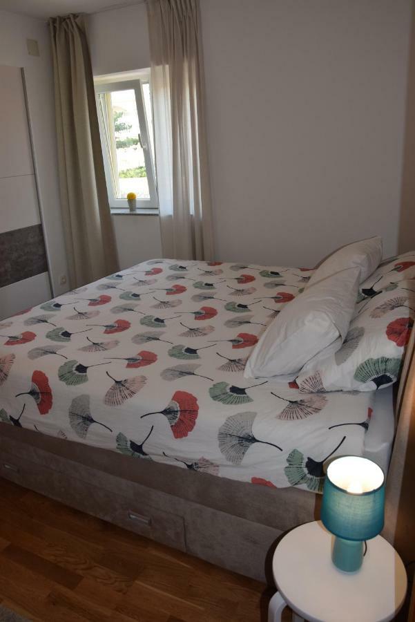 App Lu 5 Apartment โนวีวีโนดอลสกี ภายนอก รูปภาพ